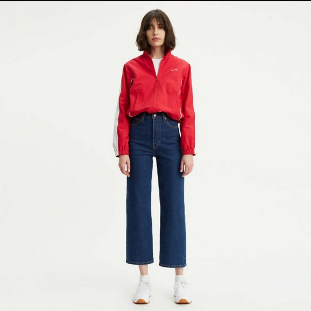 NWT Levis Ribcage Straight Ankle Jeans